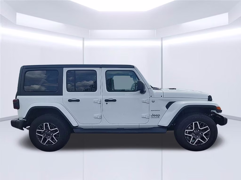 2024 White Jeep Wrangler Sahara 4X4 SUV