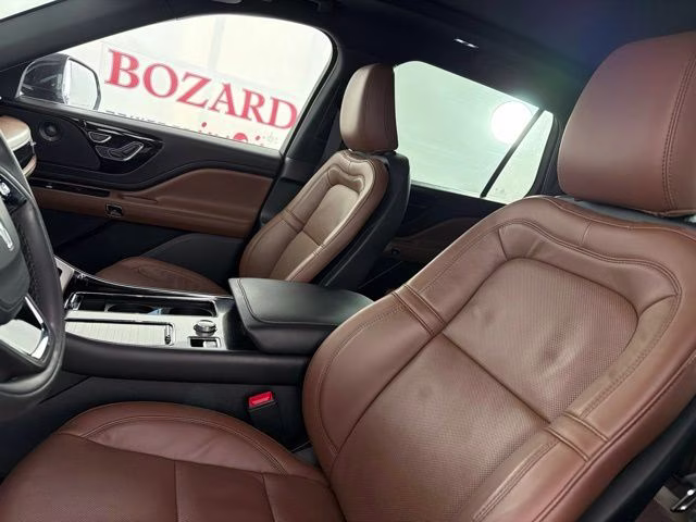 2023 Red Metallic Lincoln Aviator Reserve RWD SUV