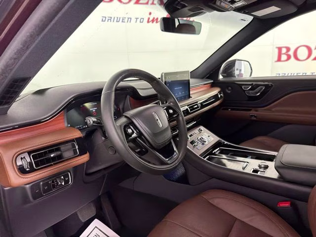 2023 Red Metallic Lincoln Aviator Reserve RWD SUV