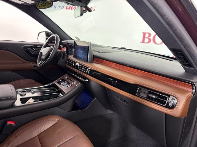 2023 Red Metallic Lincoln Aviator Reserve RWD SUV