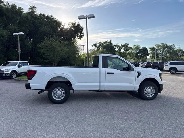 2024 Oxford White Ford F-150 XL Regular Cab Pickup 4X4 Truck