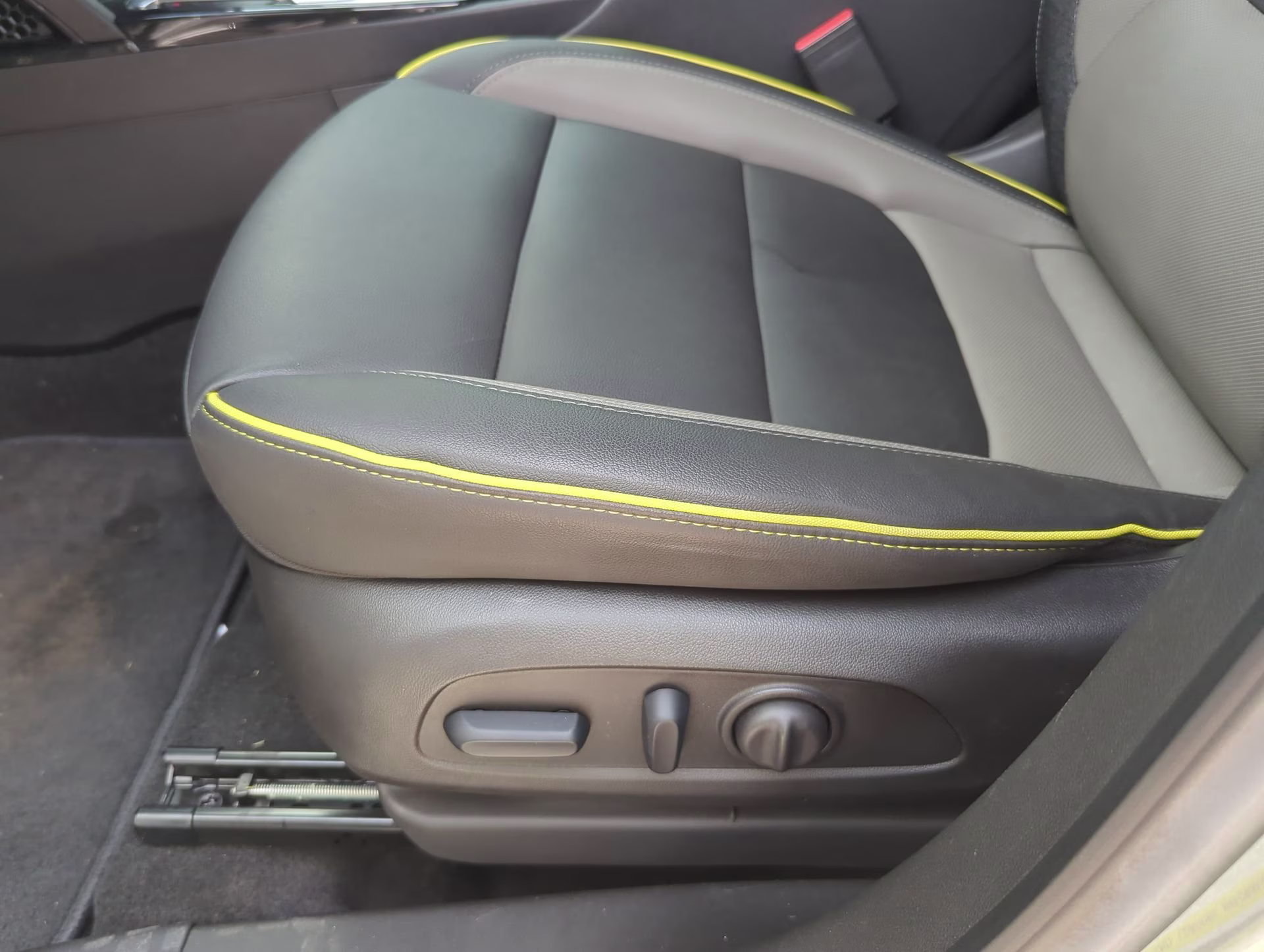 2024 Sterling Gray Metallic Chevrolet Trailblazer ACTIV AWD SUV