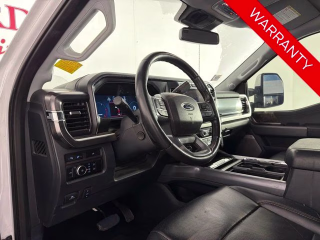 2024 Oxford White Ford Super Duty F-350 SRW Lariat 4X4 Truck
