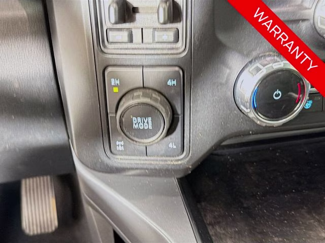 2024 Oxford White Ford Super Duty F-350 SRW Lariat 4X4 Truck
