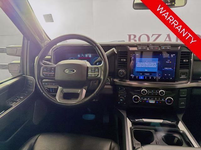 2024 Oxford White Ford Super Duty F-350 SRW Lariat 4X4 Truck