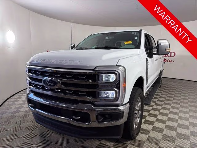 2024 Oxford White Ford Super Duty F-350 SRW Lariat 4X4 Truck