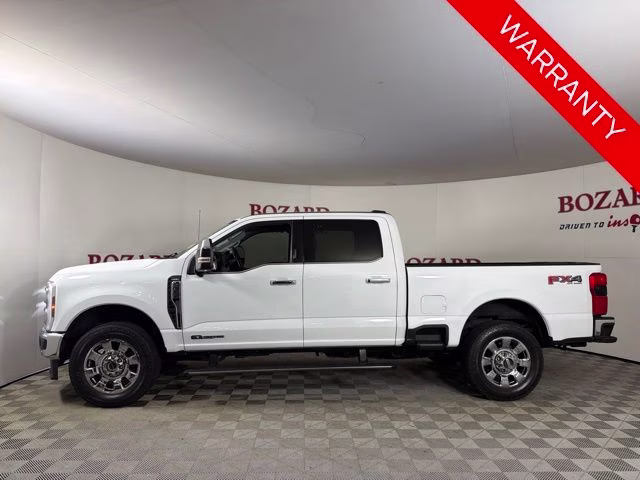 2024 Oxford White Ford Super Duty F-350 SRW Lariat 4X4 Truck