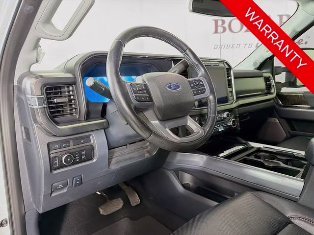 2024 Oxford White Ford Super Duty F-350 SRW Lariat 4X4 Truck