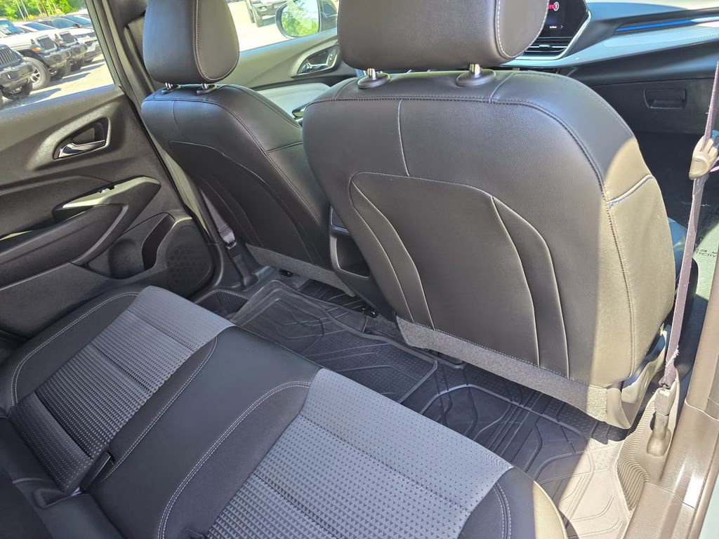 2025 Cypress Gray Chevrolet Trax LT FWD SUV