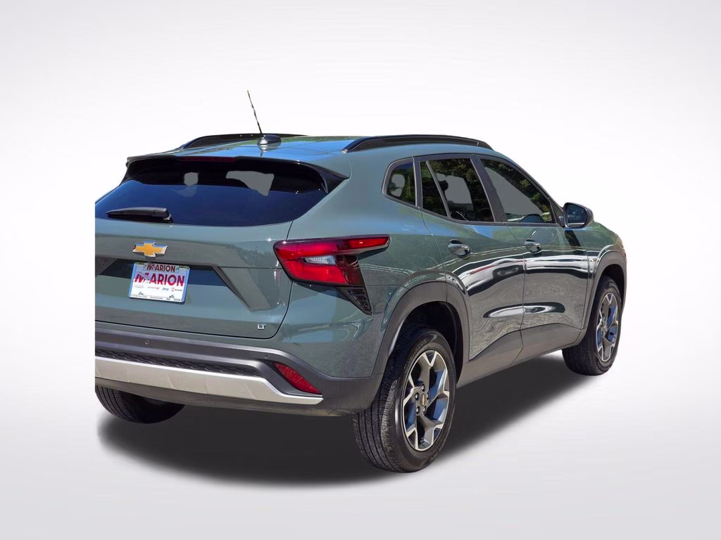 2025 Cypress Gray Chevrolet Trax LT FWD SUV