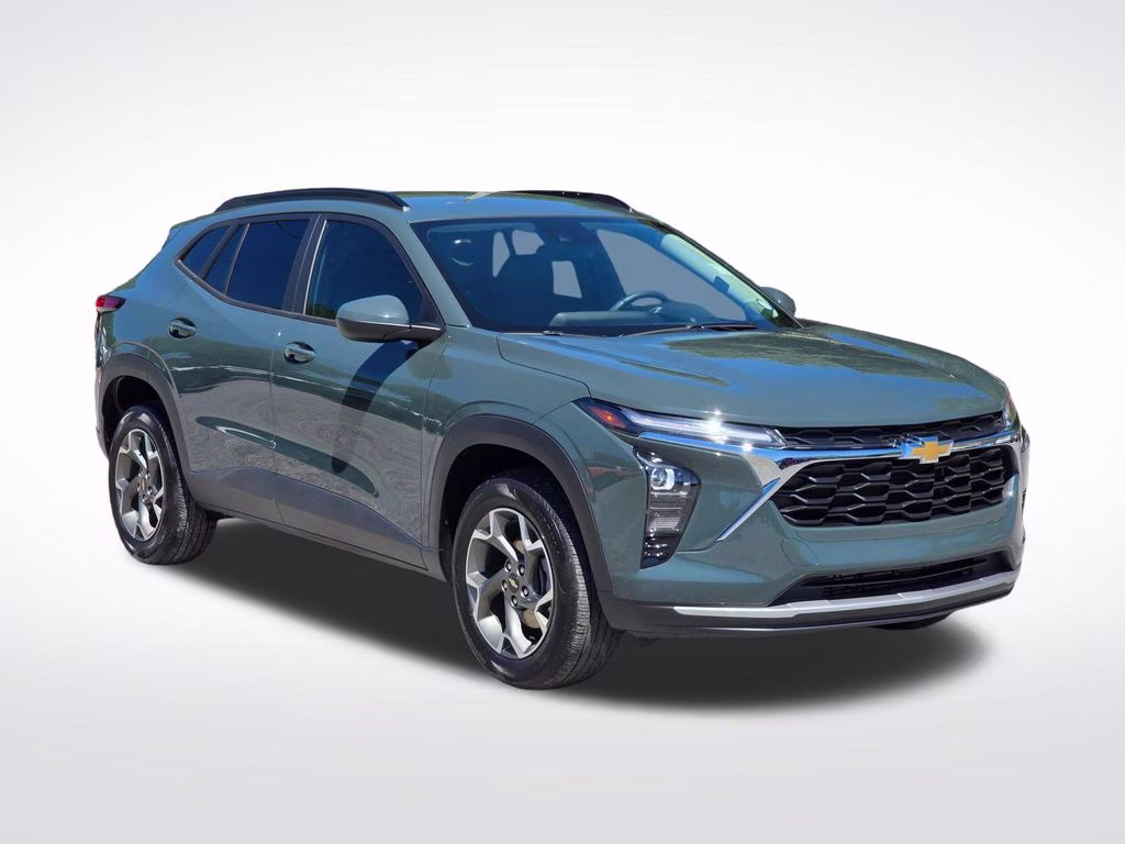 2025 Cypress Gray Chevrolet Trax LT FWD SUV