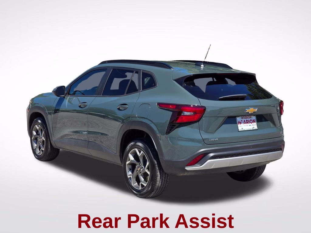 2025 Cypress Gray Chevrolet Trax LT FWD SUV