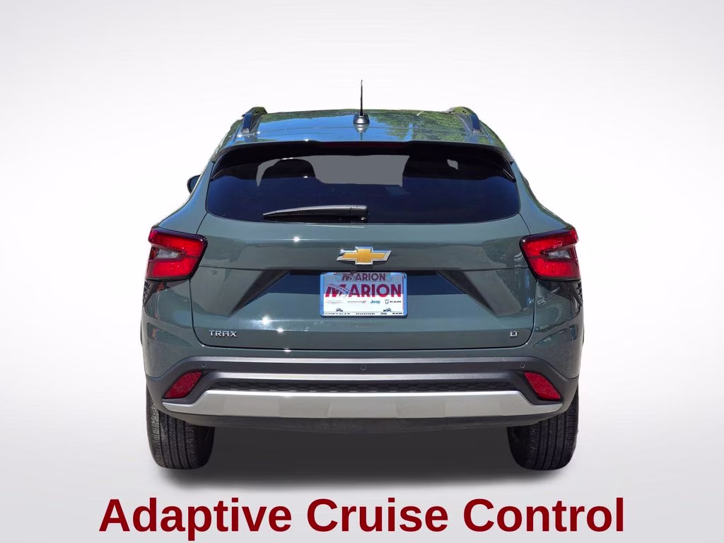 2025 Cypress Gray Chevrolet Trax LT FWD SUV