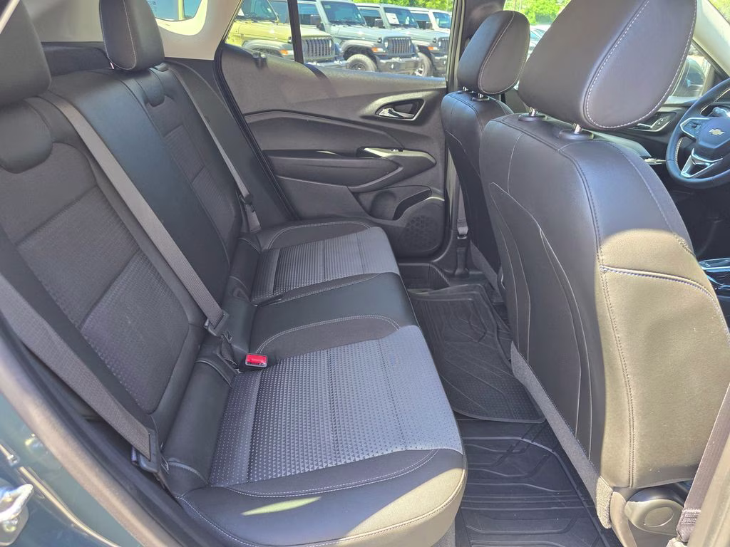 2025 Cypress Gray Chevrolet Trax LT FWD SUV