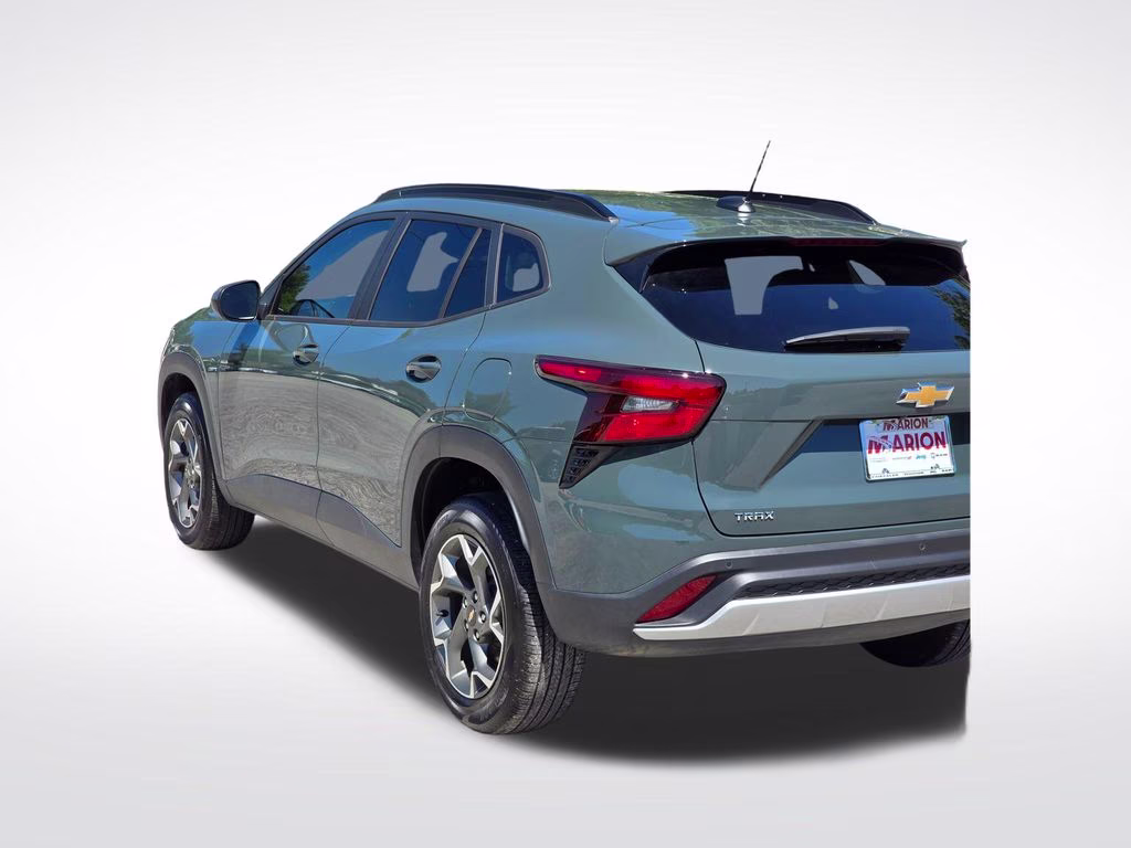 2025 Cypress Gray Chevrolet Trax LT FWD SUV