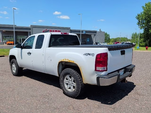 2011 Summit White GMC Sierra 1500 SLE 4X4 Truck