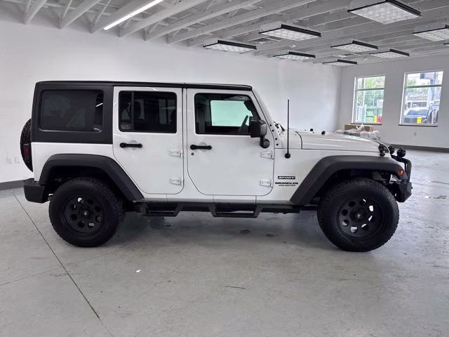 2017 Bright White Clearcoat Jeep Wrangler Unlimited Sport 4X4 SUV