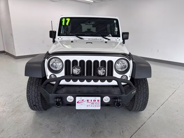 2017 Bright White Clearcoat Jeep Wrangler Unlimited Sport 4X4 SUV