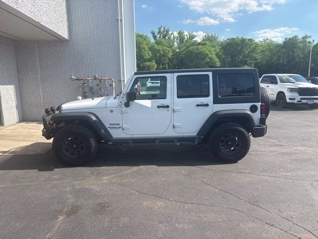 2017 Bright White Clearcoat Jeep Wrangler Unlimited Sport 4X4 SUV