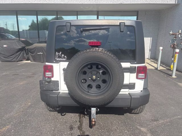 2017 Bright White Clearcoat Jeep Wrangler Unlimited Sport 4X4 SUV