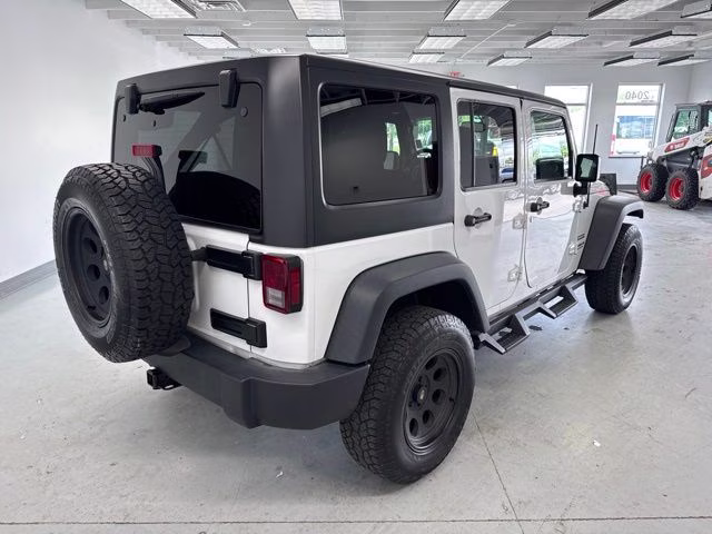 2017 Bright White Clearcoat Jeep Wrangler Unlimited Sport 4X4 SUV
