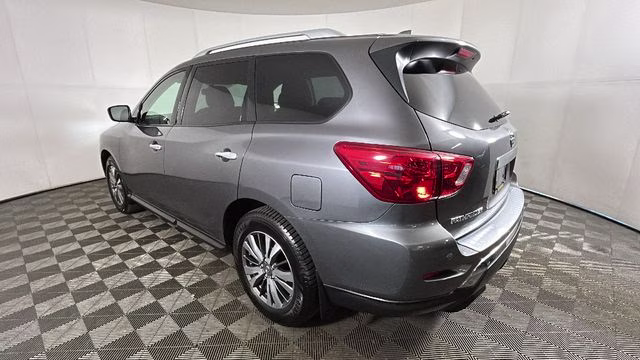 2019 Gun Metallic Nissan Pathfinder SV 4X4 SUV
