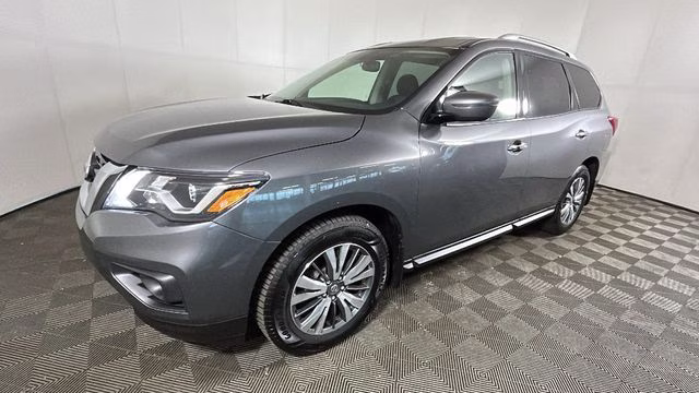 2019 Gun Metallic Nissan Pathfinder SV 4X4 SUV