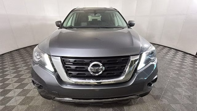 2019 Gun Metallic Nissan Pathfinder SV 4X4 SUV