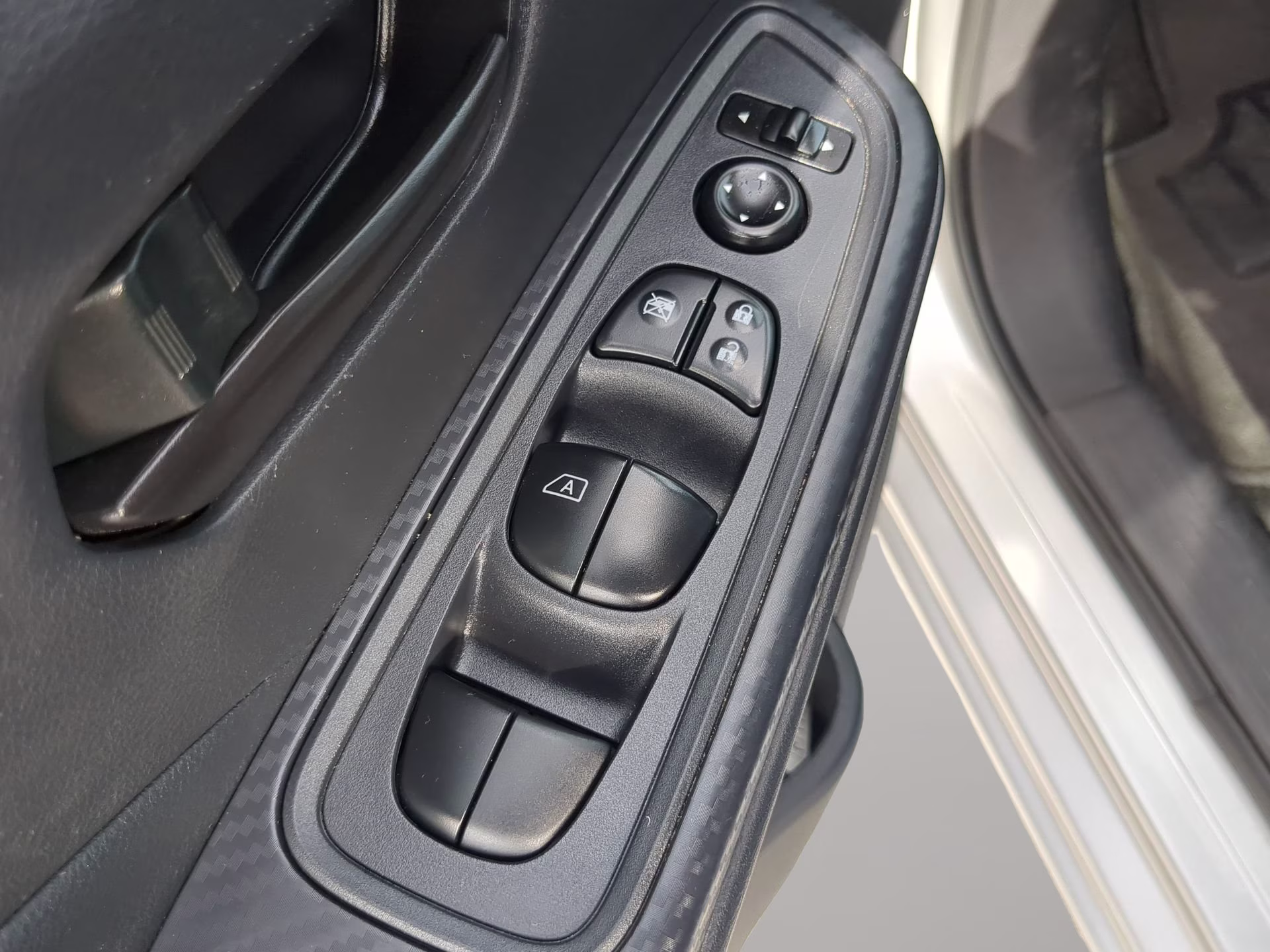 2024 Brilliant Silver Metallic Nissan Versa S FWD Sedan