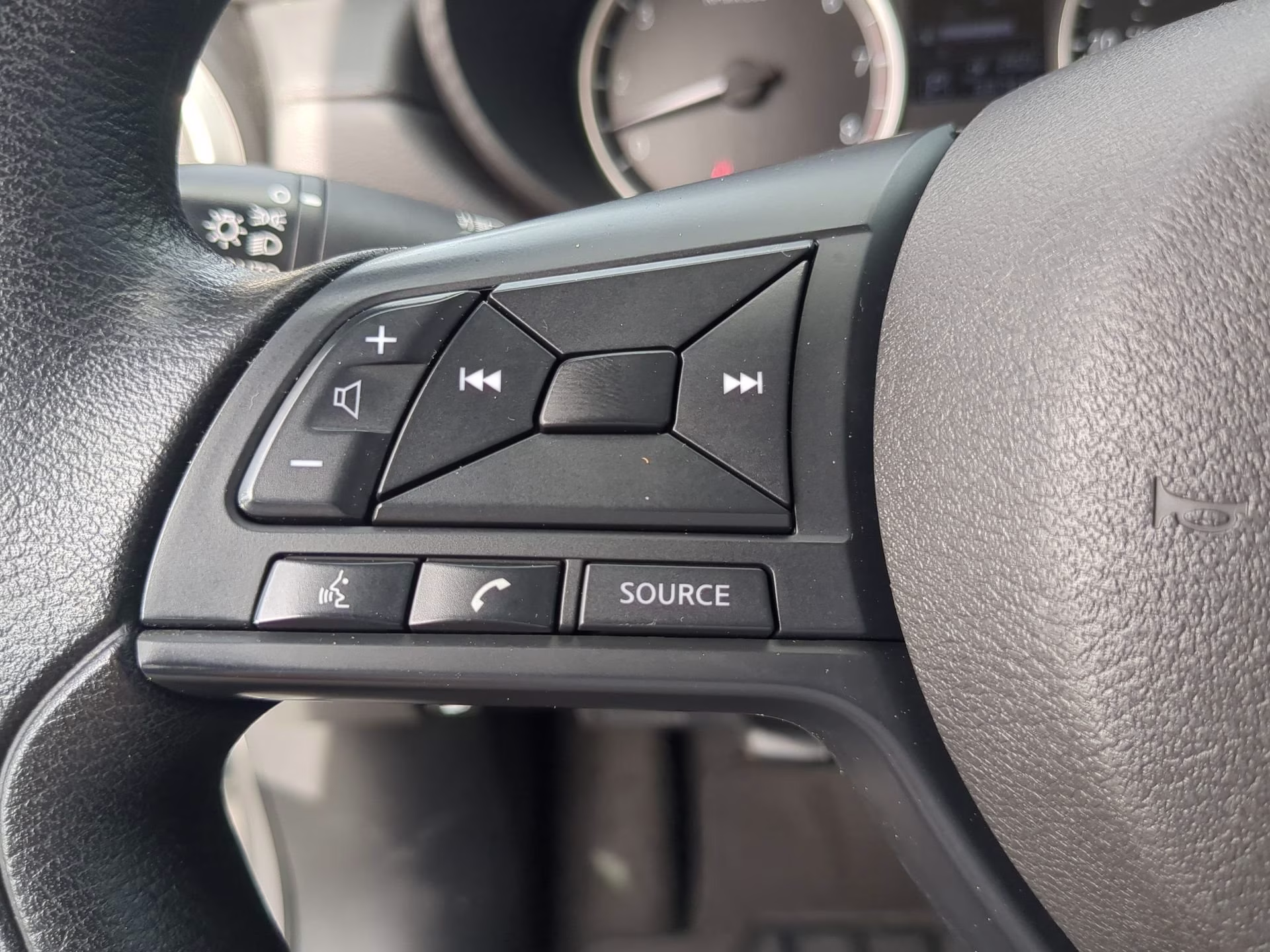 2024 Brilliant Silver Metallic Nissan Versa S FWD Sedan