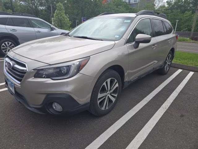 2019 Tungsten Metallic Subaru Outback 2.5i AWD SUV