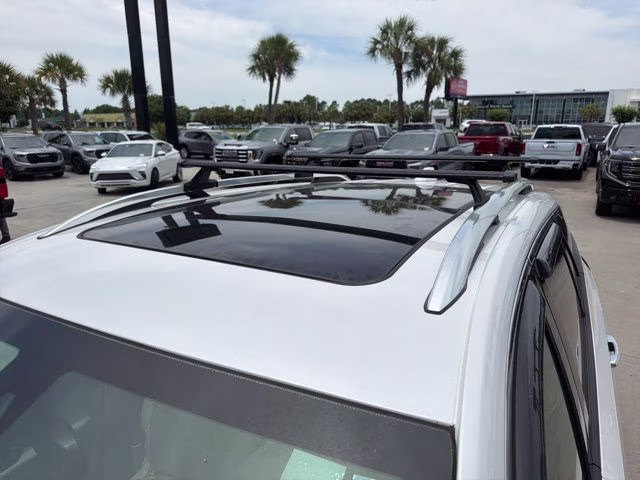 2020 White Frost Tricoat GMC Terrain Denali AWD SUV