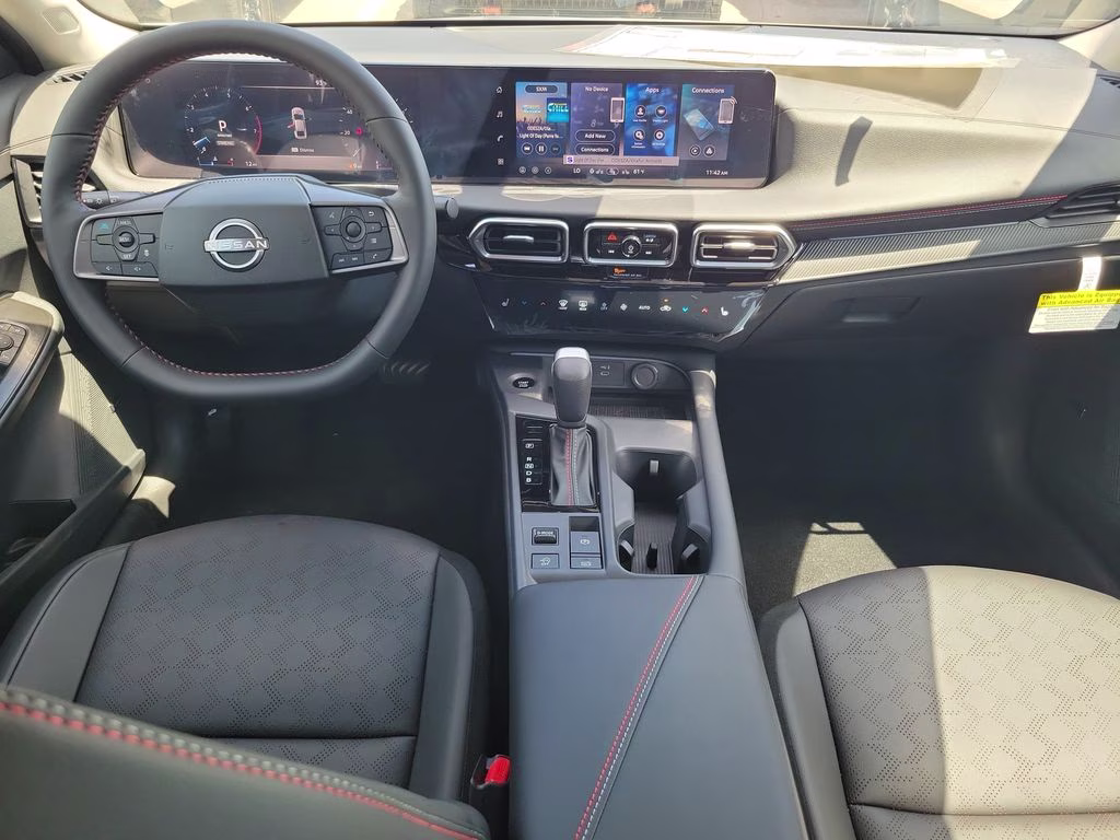 2026 Aspen White/Super Black Nissan Sentra SR FWD Sedan