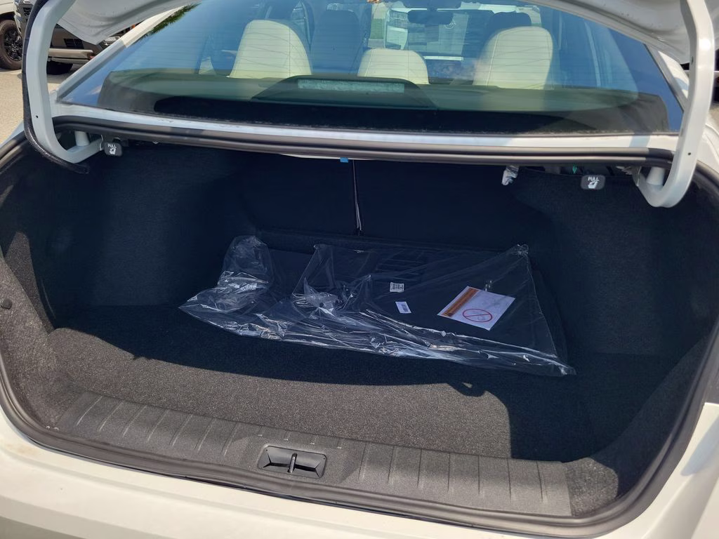 2026 Aspen White Tricoat Nissan Sentra SL FWD Sedan