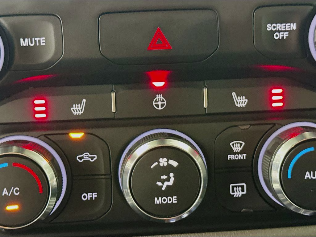2022 Flame Red Clearcoat Ram 1500 Big Horn/Lone Star 4X4 Truck