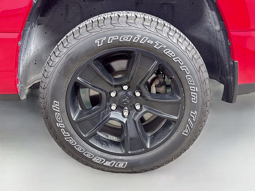 2022 Flame Red Clearcoat Ram 1500 Big Horn/Lone Star 4X4 Truck