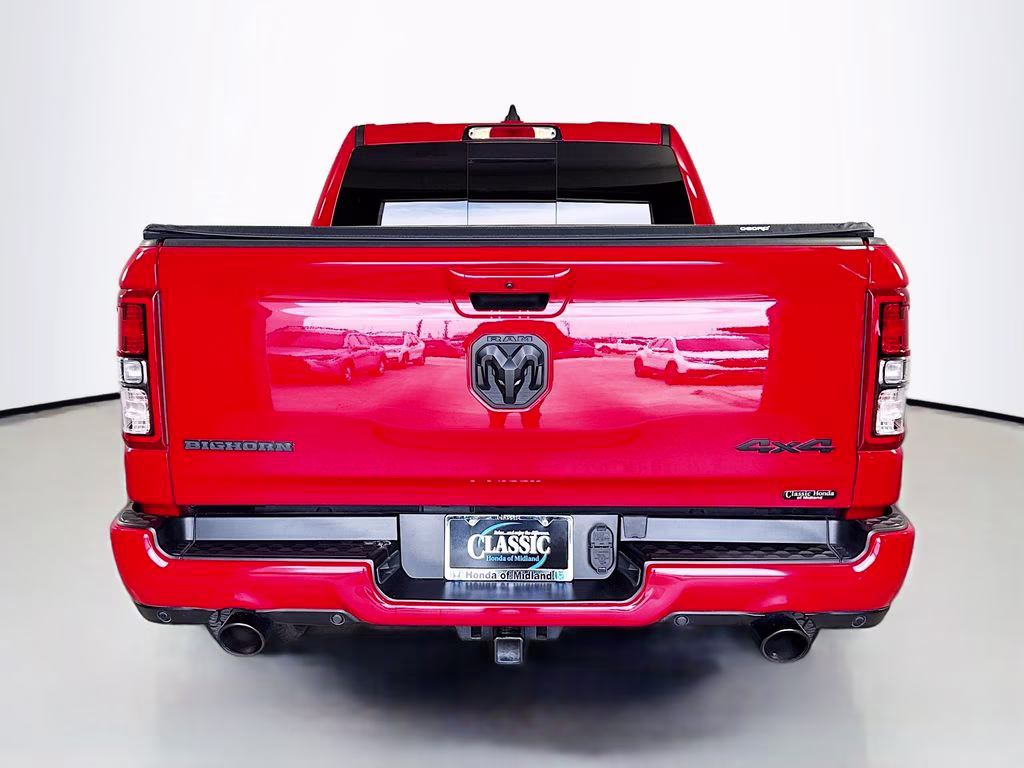 2022 Flame Red Clearcoat Ram 1500 Big Horn/Lone Star 4X4 Truck
