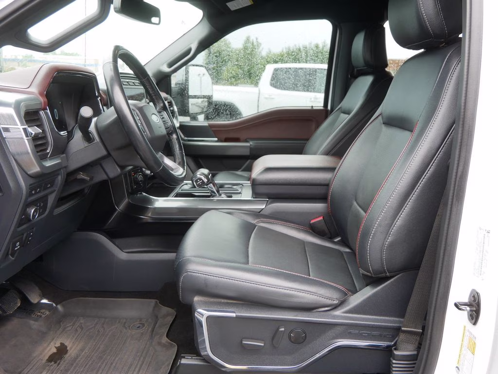 2022 Oxford White Ford F-150 Lariat w/ 501A + Sport Appearance Pckg 4X4 Truck