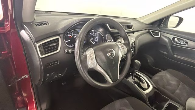 2015 Cayenne Red Pearl Nissan Rogue SV AWD SUV