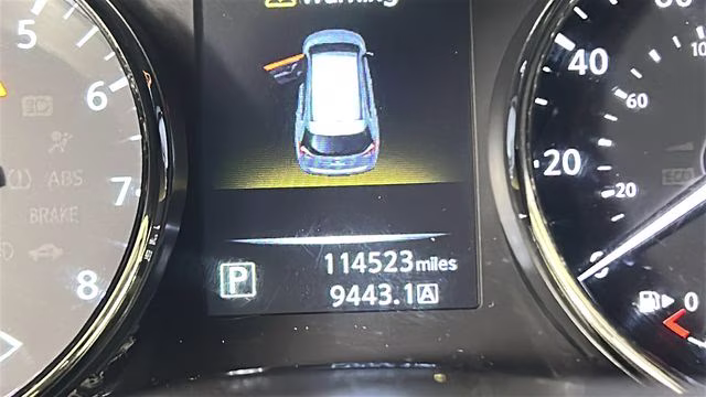 2015 Cayenne Red Pearl Nissan Rogue SV AWD SUV