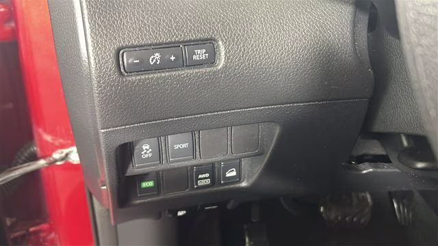 2015 Cayenne Red Pearl Nissan Rogue SV AWD SUV