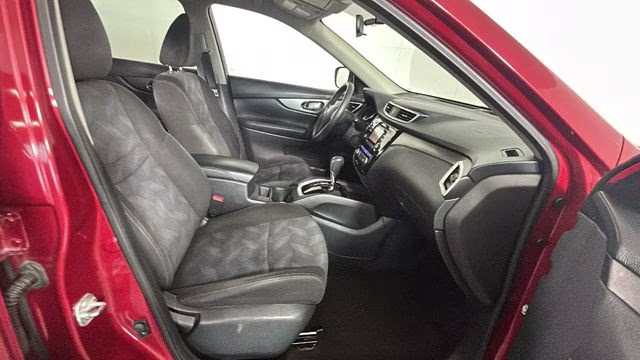 2015 Cayenne Red Pearl Nissan Rogue SV AWD SUV