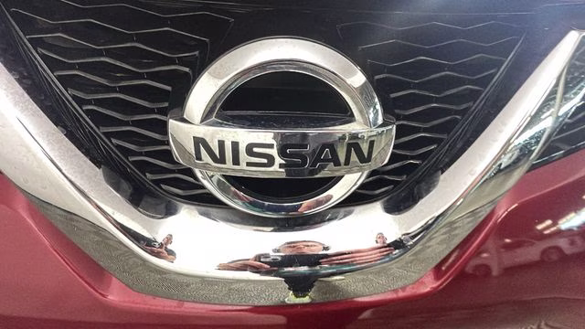 2015 Cayenne Red Pearl Nissan Rogue SV AWD SUV