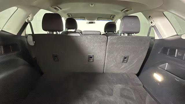 2016 Magnetic Ford Edge SE FWD SUV