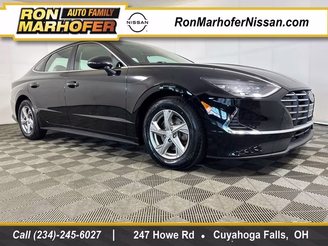 2023 Onyx Black Hyundai Sonata SE FWD Sedan