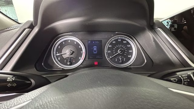 2023 Onyx Black Hyundai Sonata SE FWD Sedan