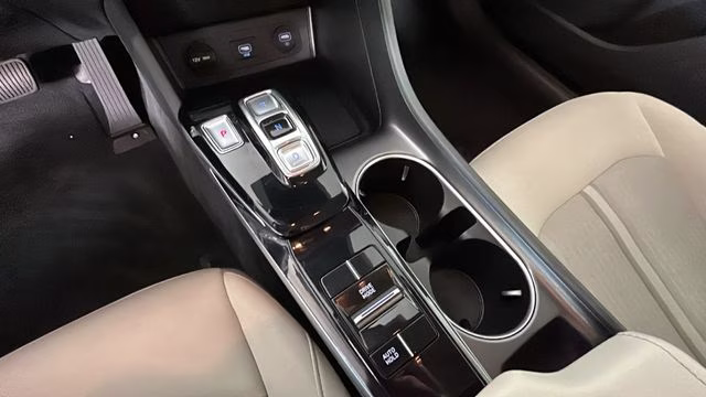 2023 Onyx Black Hyundai Sonata SE FWD Sedan