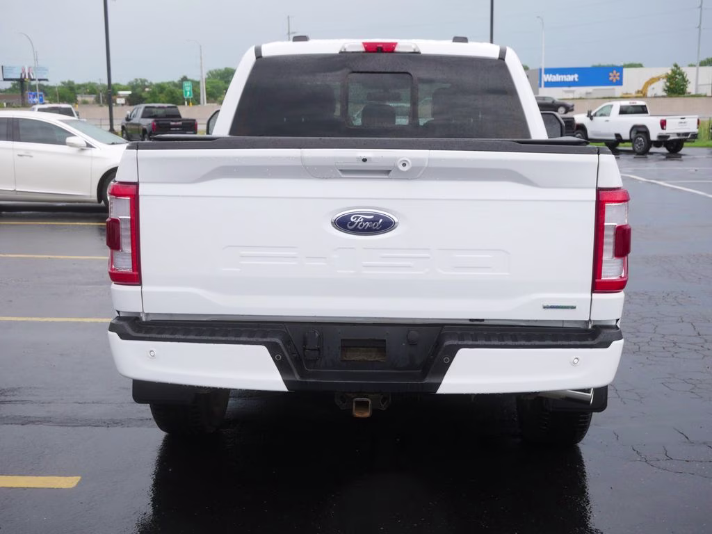 2022 Oxford White Ford F-150 Lariat 4X4 Truck