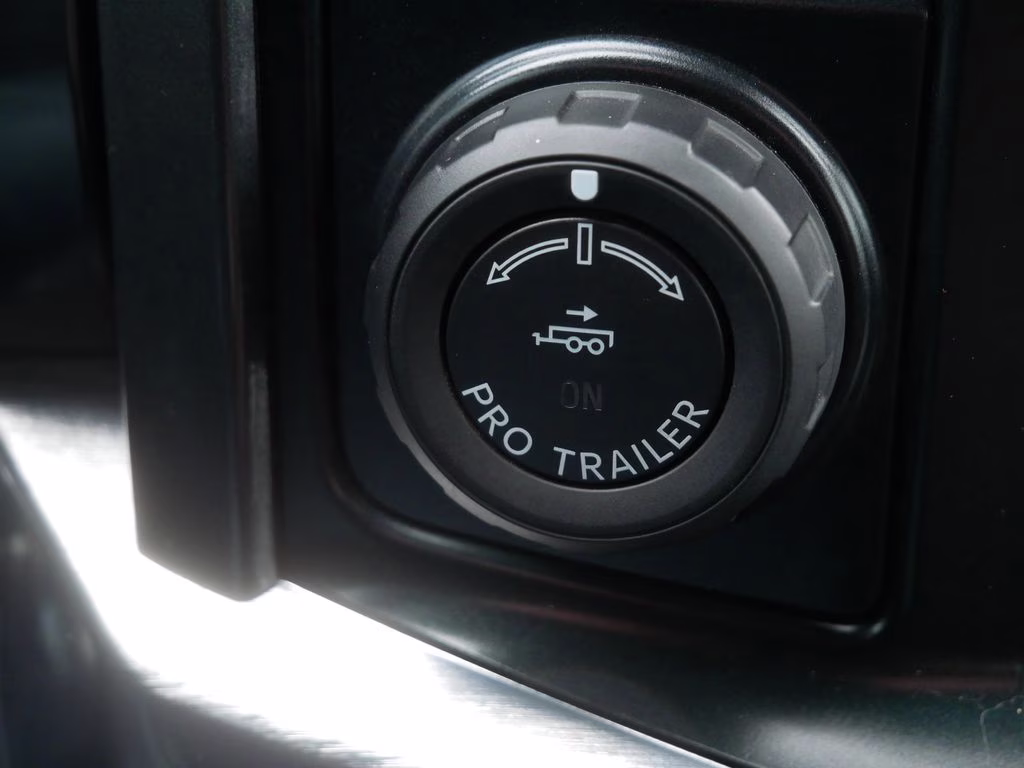 2022 Oxford White Ford F-150 Lariat 4X4 Truck