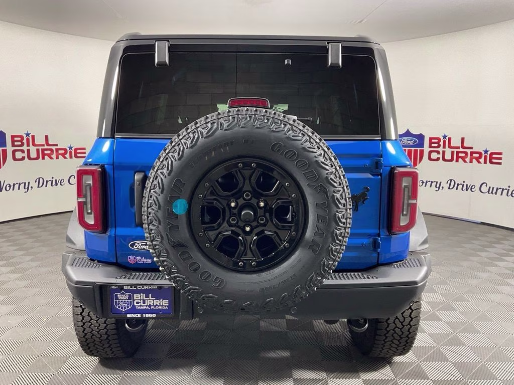 2026 Blue Metallic Ford Bronco Badlands 4X4 SUV